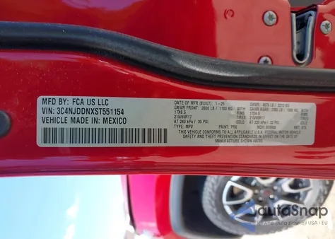 2025 Jeep Compass Trailhawk 4X4 from USA, damaged, VIN 3C4NJDDNXST551154